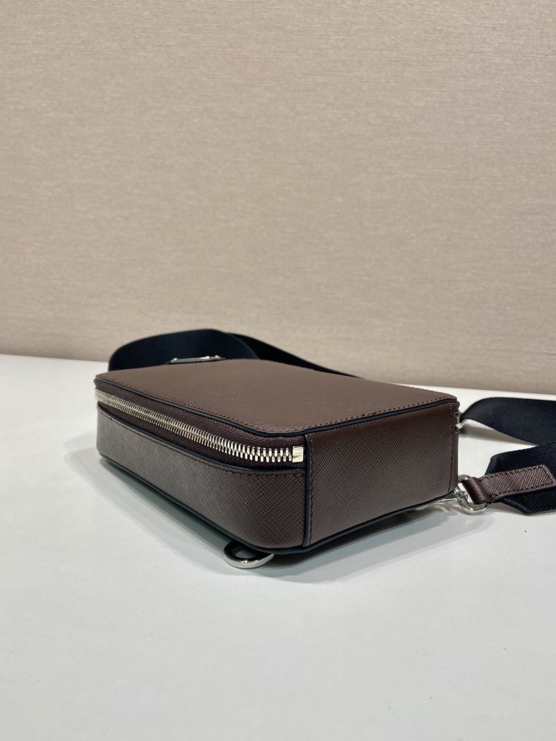 Pra*a waist chest packs